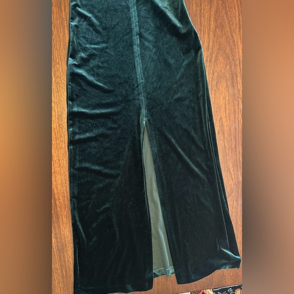 Zara Deep Green Velvet Maxi Dress - Picture 8 of 9